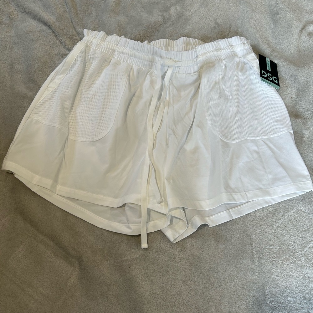 Athletic shorts